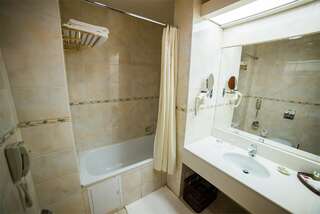 Гостиница Магистрат Томск Стандарт Плюс с 1 двуспальной кроватью-7