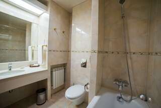 Гостиница Магистрат Томск Номер стандарт с 2 односпальными кроватями-2