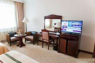 Гостиница Магистрат Томск Стандарт с 2 двуспальными кроватями-2