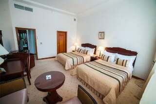 Гостиница Магистрат Томск Стандарт с 2 двуспальными кроватями-1